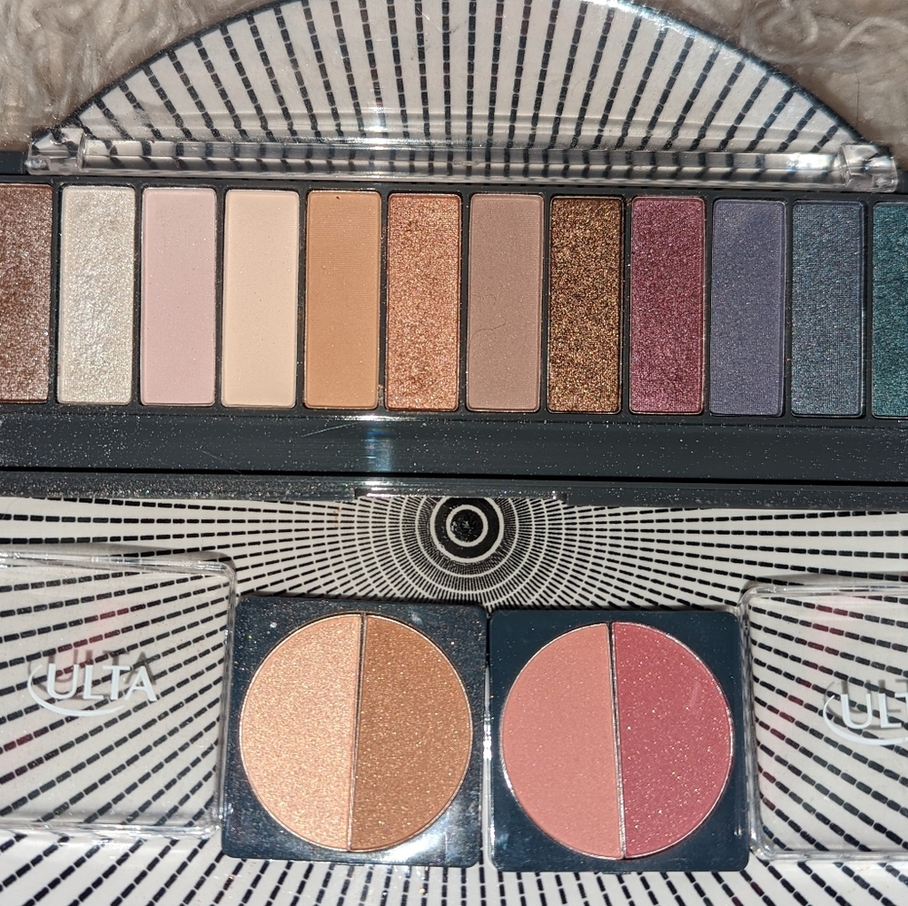 Eyeshadow Pallete Bundle